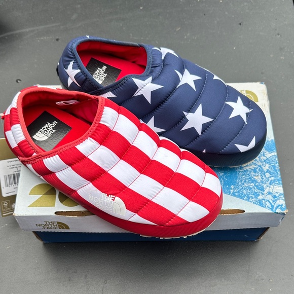 The North Face Red and Blue Star Slip-On Shoes - Picture 1 of 1